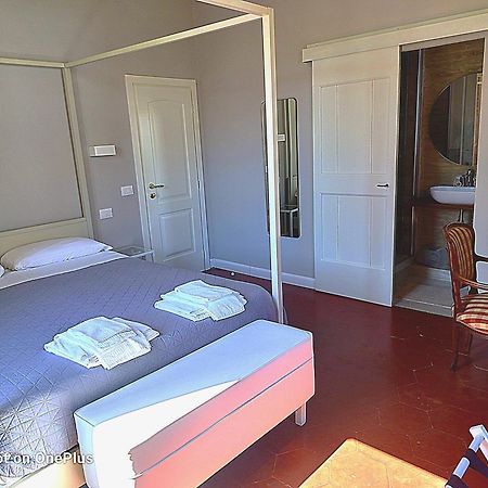 B&B Suite 44 Pesaro Exteriör bild